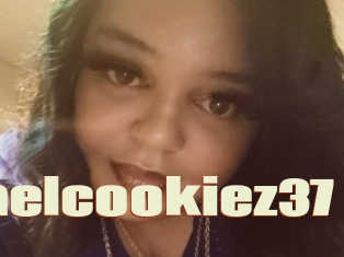 Caramelcookiez37