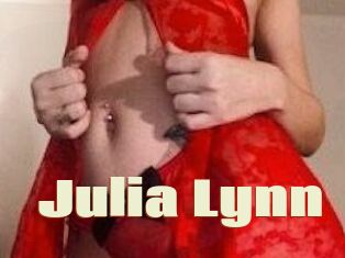 Julia_Lynn