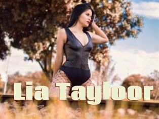 Lia_Tayloor