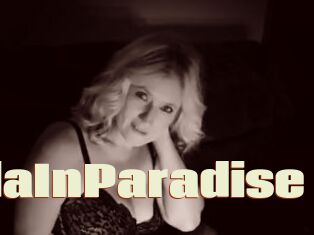 LolaInParadise
