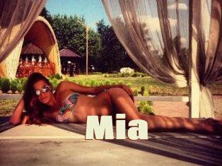 Mia